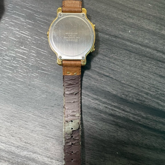 LORUS DISNEY WATCH - Picture 4 of 6